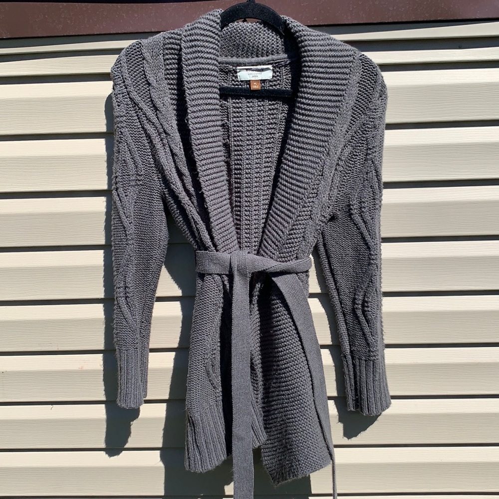 Cardigan sweater